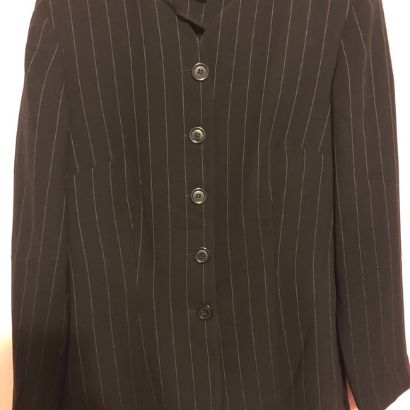 2 piece Suit Set - Picture 4 of 8